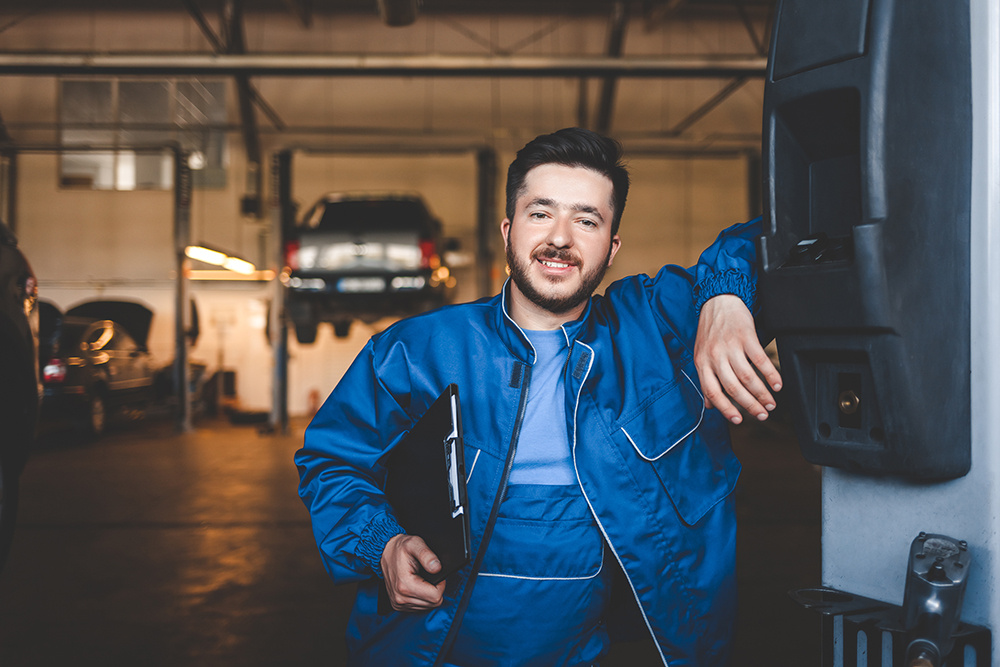 Business owner happy with quality equipment appraisal